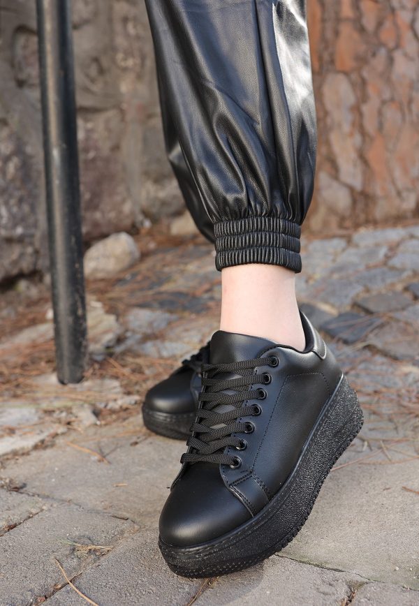Kadın Spor - Erbilden - Leran Siyah Cilt Bağcıklı Spor Ayakkabı